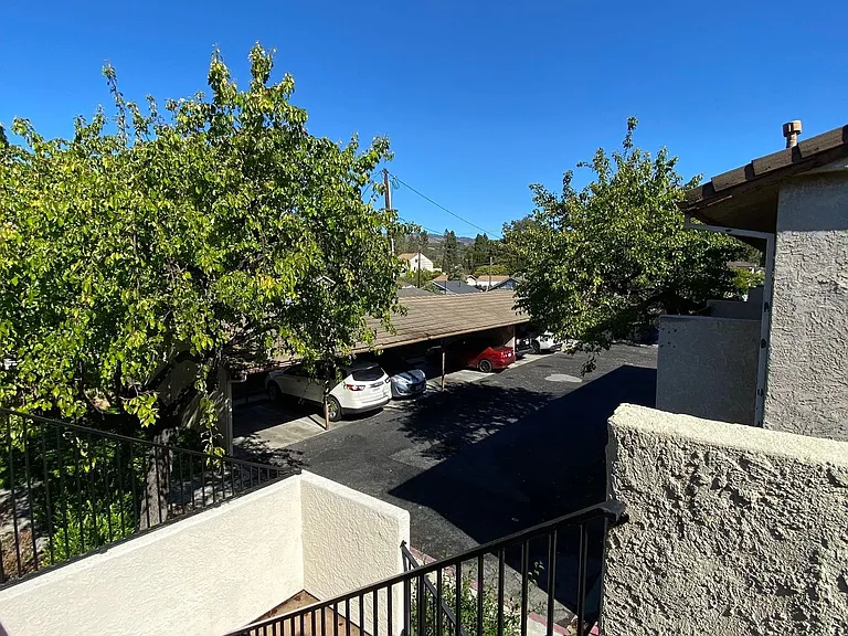 122-126 W Ramona St — Photo 16