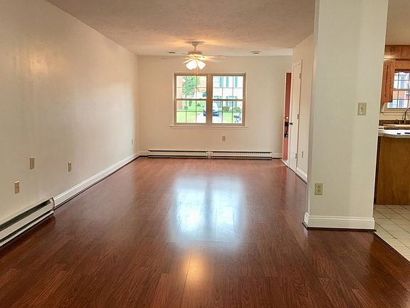 2nd image of 41 Lakehurst Ave