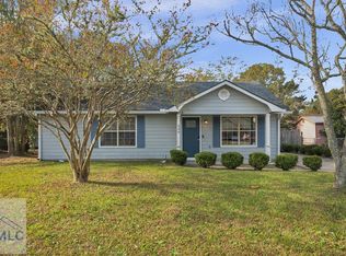 649 Honey Ridge Ln, Hinesville, GA 31313