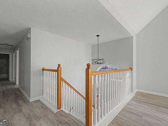 4th image of 4244 Akins Ridge Ln
