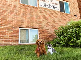 Bison Arms Apartments, Fargo, ND 58102