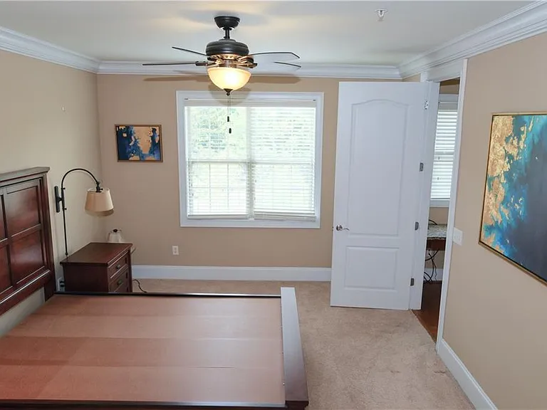 2300 Peachford Rd #2203 — Photo 10