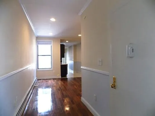 Rented by P Management | media 57