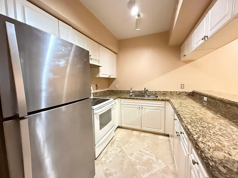 6942 W Sample Rd #6942 — Photo 10
