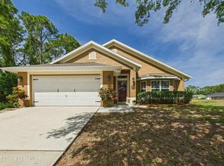 192 Dobbins Rd NW, Palm Bay, FL 32907