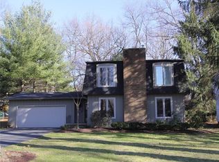 2925 Vincent Rd, Stow, OH 44224