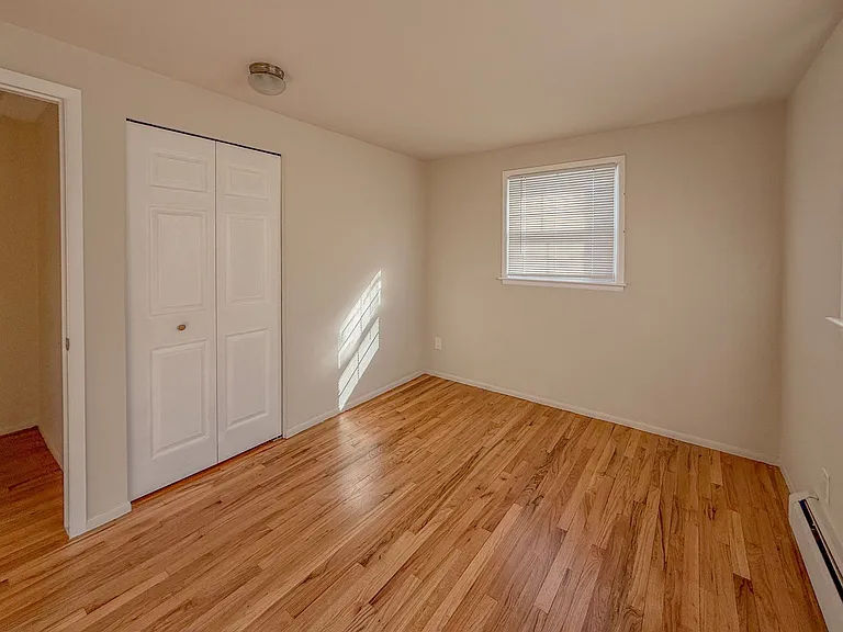 2710 Pendleton Dr — Photo 26