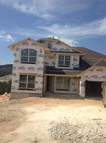 2nd image of 209 Vista Village Cv