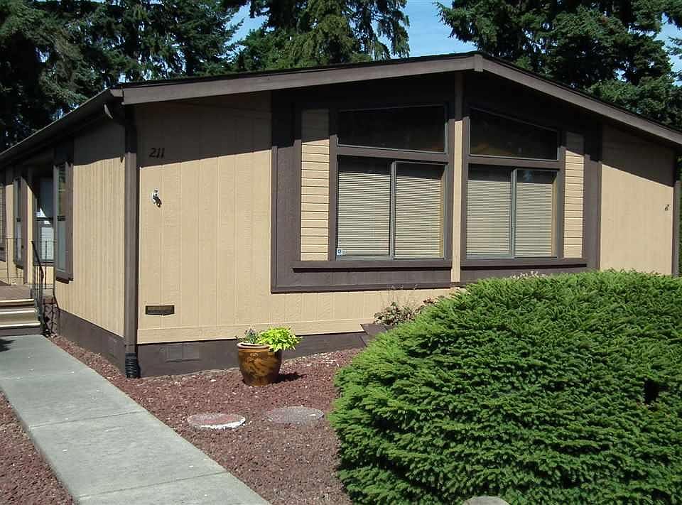 1st image of 211 Parkwood Blvd