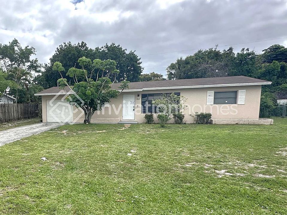 1st image of 862 Arlington Dr