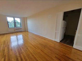 78-40 164th St #4N, Queens, NY 11366