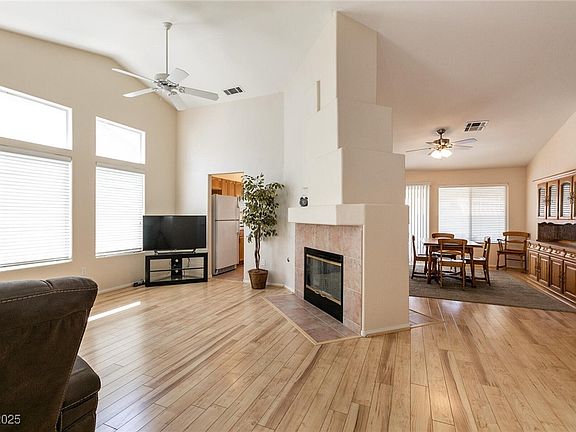 4th image of 7717 White Grass Ave