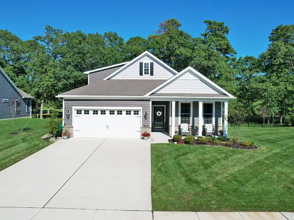 172 Laquinta Dr, Egg Harbor Township, NJ 08234