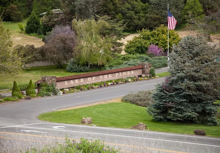 23457 Amber Ct — Photo 10