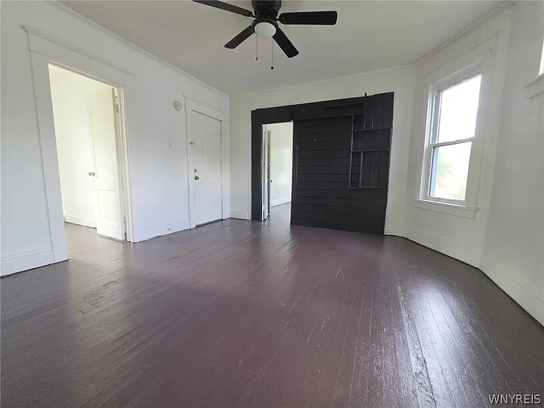 67 Moeller St #UPPER — Photo 2