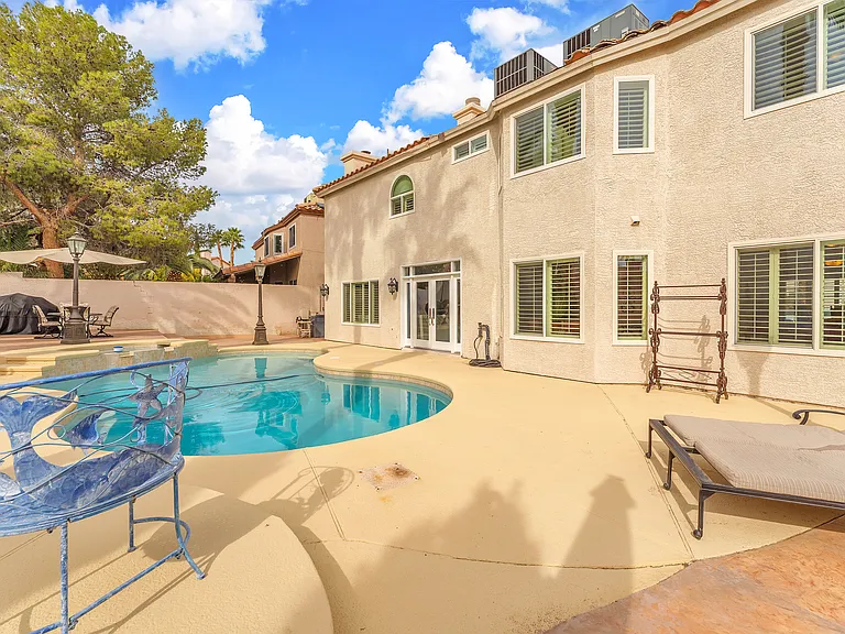 903 Possum Hill St — Photo 46