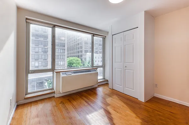 Rented by Nest Seekers International | media 12