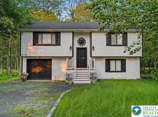5627 Pembrook Dr, Tobyhanna, PA