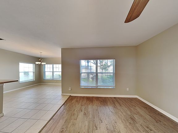 4th image of 16212 Bridgewalk Dr