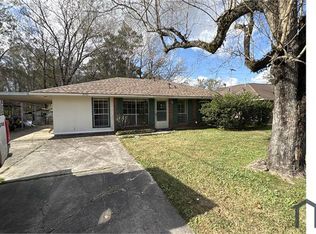 9755 Gov Beauvais Dr, Baton Rouge, LA 70811