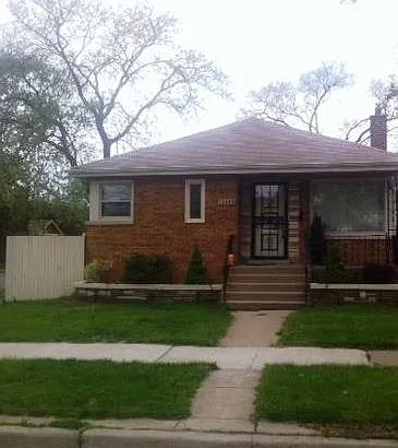 12458 S Princeton Ave photo 1