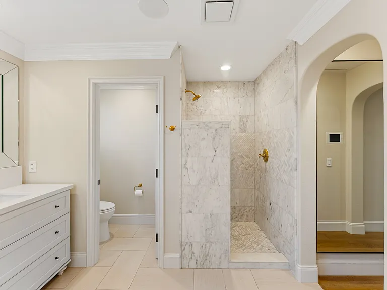 21261 Baeza Cir — Photo 5