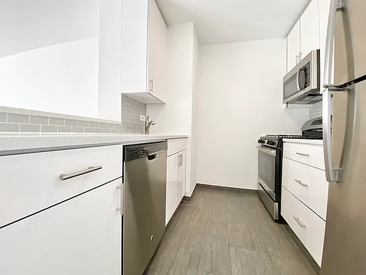 Rented by The Dermot Realty Management Company | media 2