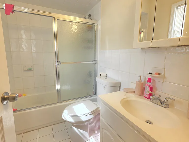 87 Garden St #2 — Photo 8