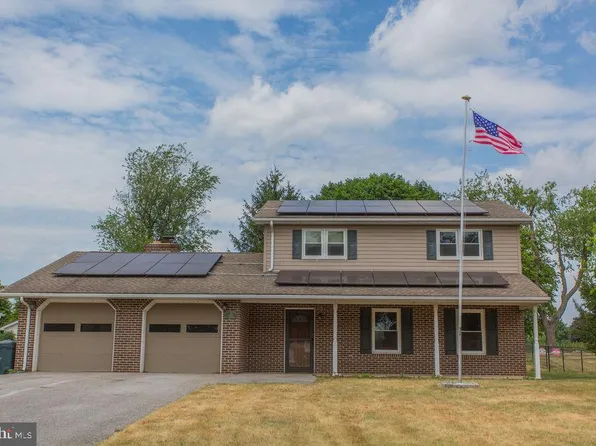 91 Yeager Dr, Shippensburg, PA 17257