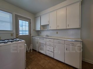 243 Madison St, Waterloo, IA 50703