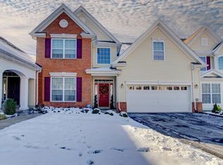 3 Barbour Ct, Old Bridge, NJ 08857