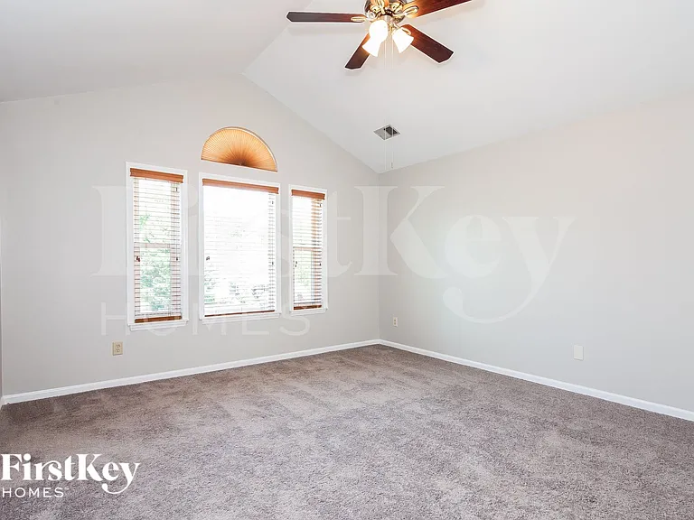 12004 Grantwood Pl — Photo 6