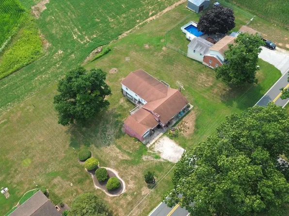 4715 Maple Grove Rd, Hampstead, MD 21074