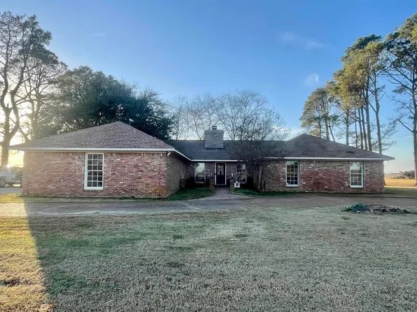 4609 Highway 165 S, Stuttgart, AR 72160