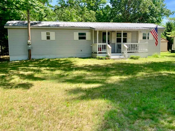 4261 Chappel Dr, Gladwin, MI 48624