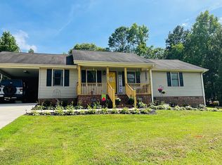 214 Boxwood Ln, Anderson, SC 29621