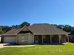 30260 Staffordshire Ct, Walker, LA 70785