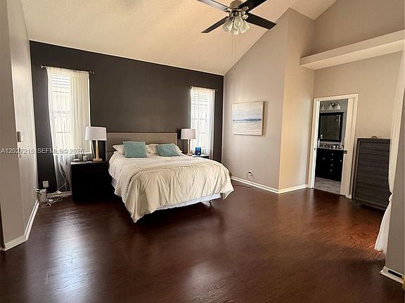 3rd image of 300 Cameron Dr