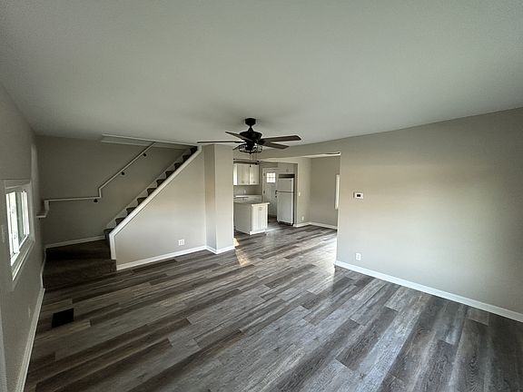 2nd image of 265 W State St