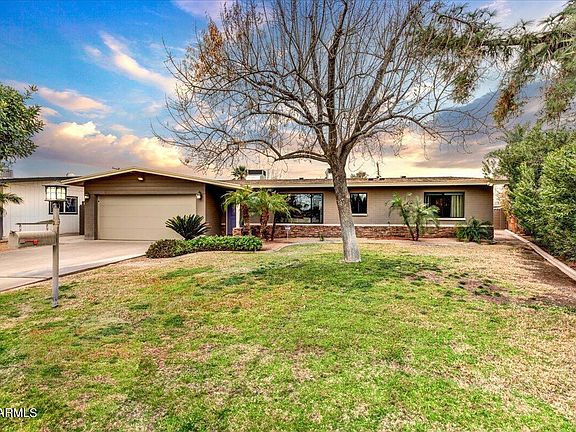 2nd image of 501 E MANHATTON Drive