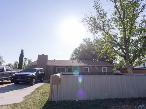 2106 N Canal St, Carlsbad, NM 88220