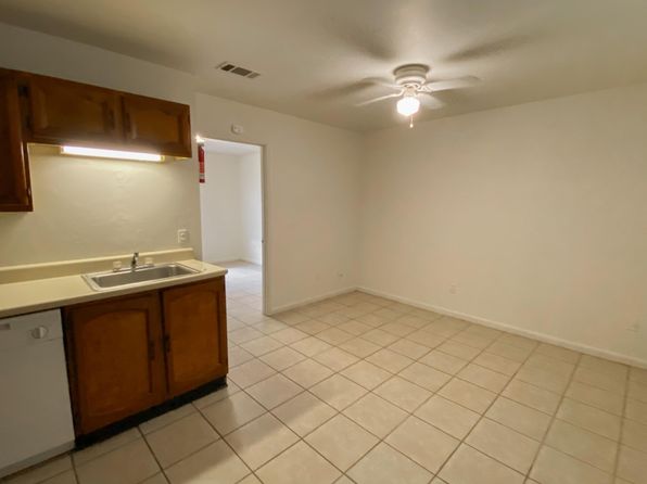 1221 13th St #4, Lake Charles, LA 70601