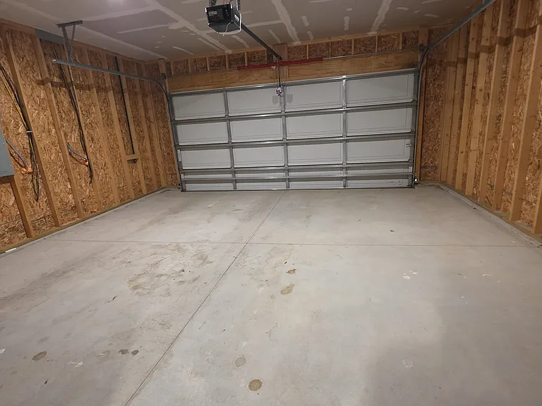 2751 S Greenleaf St — Photo 8