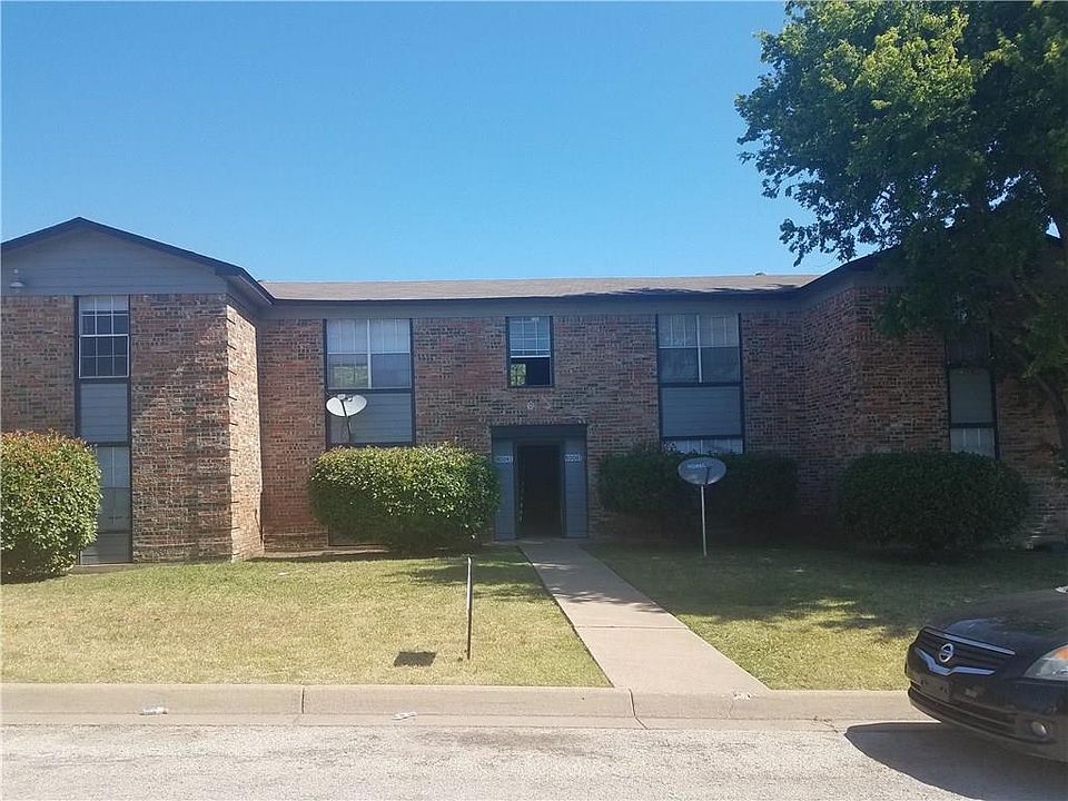 1st image of 8004 Cambridge Cir