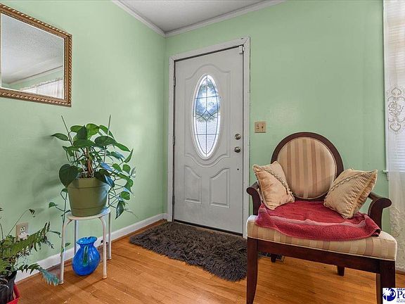 4th image of 314 Hopkins St