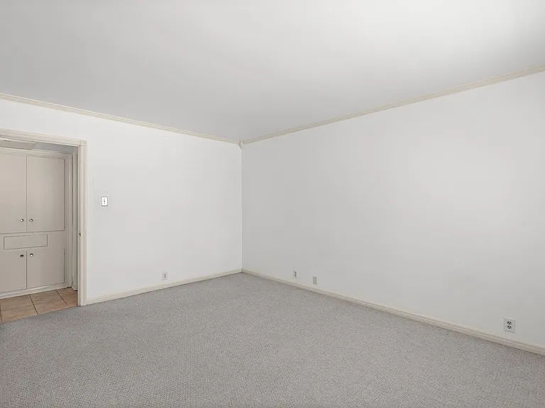 2601 Bellefontaine St #B105 — Photo 19
