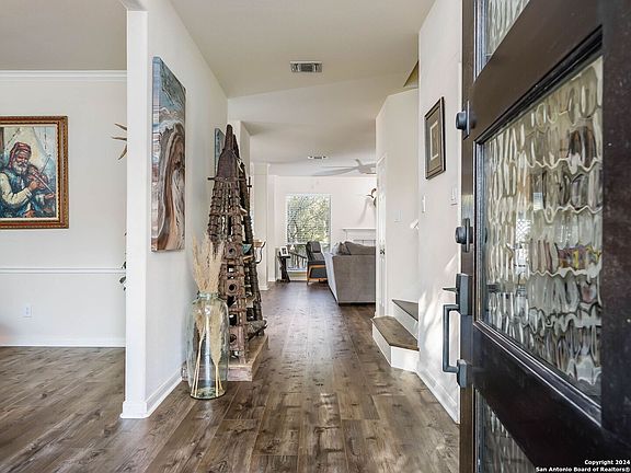 4th image of 21618 HAVEN CT