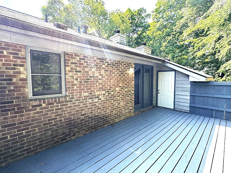 4700 Brockton Dr — Photo 17