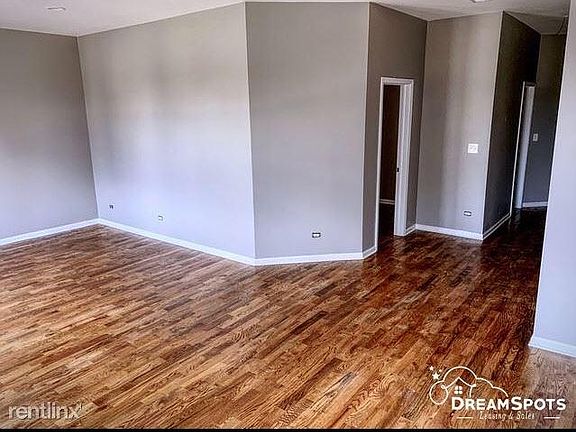 4th image of 4750 S Michigan Ave APT 01