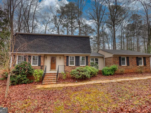 30 Meadow Ln, Covington, GA 30014